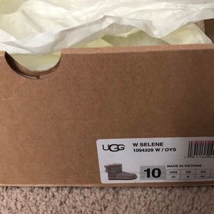 SELENE UGG Women’s size 10